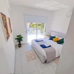 Sunshine Villa *